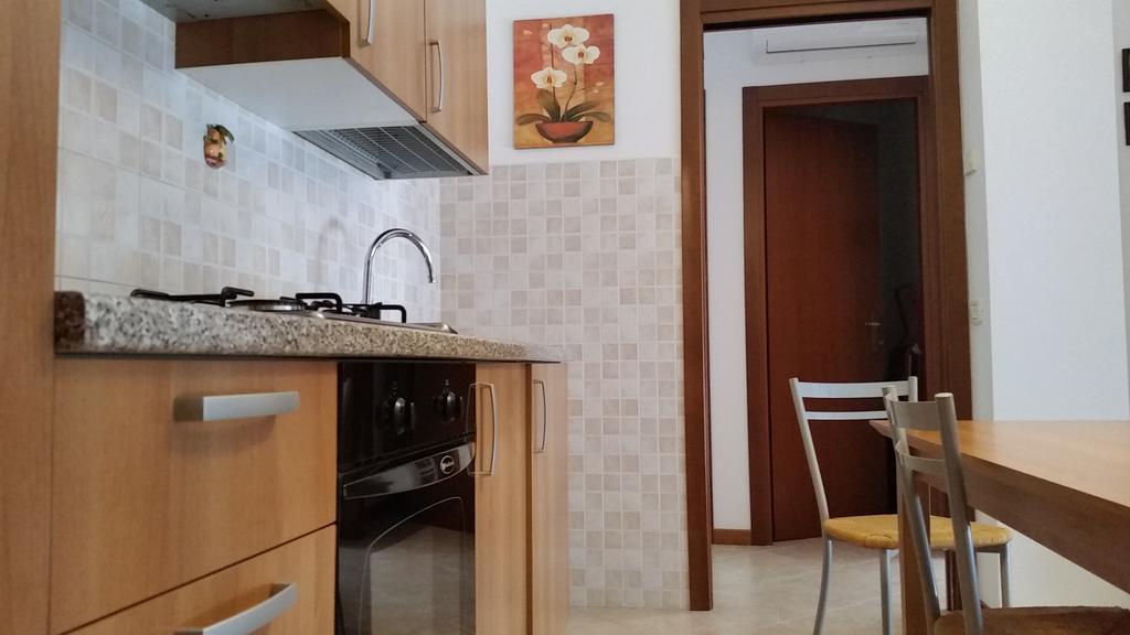 Apartamento Bilocale Via Imola 4 Verona Exterior foto